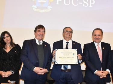 Claudio Oliveira ACI/PUC-SP